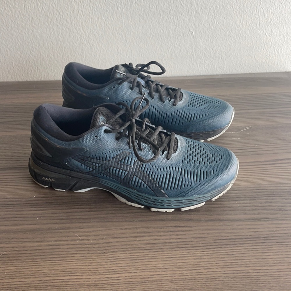 ASICS kayano 25